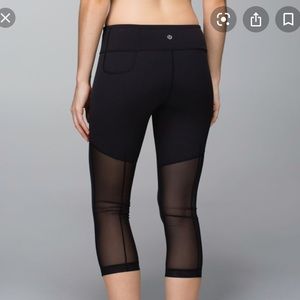 lululemon black mesh breathe easy crop